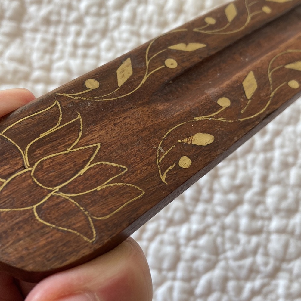 Auric Blends India vintage incense holder. Inlaid brass